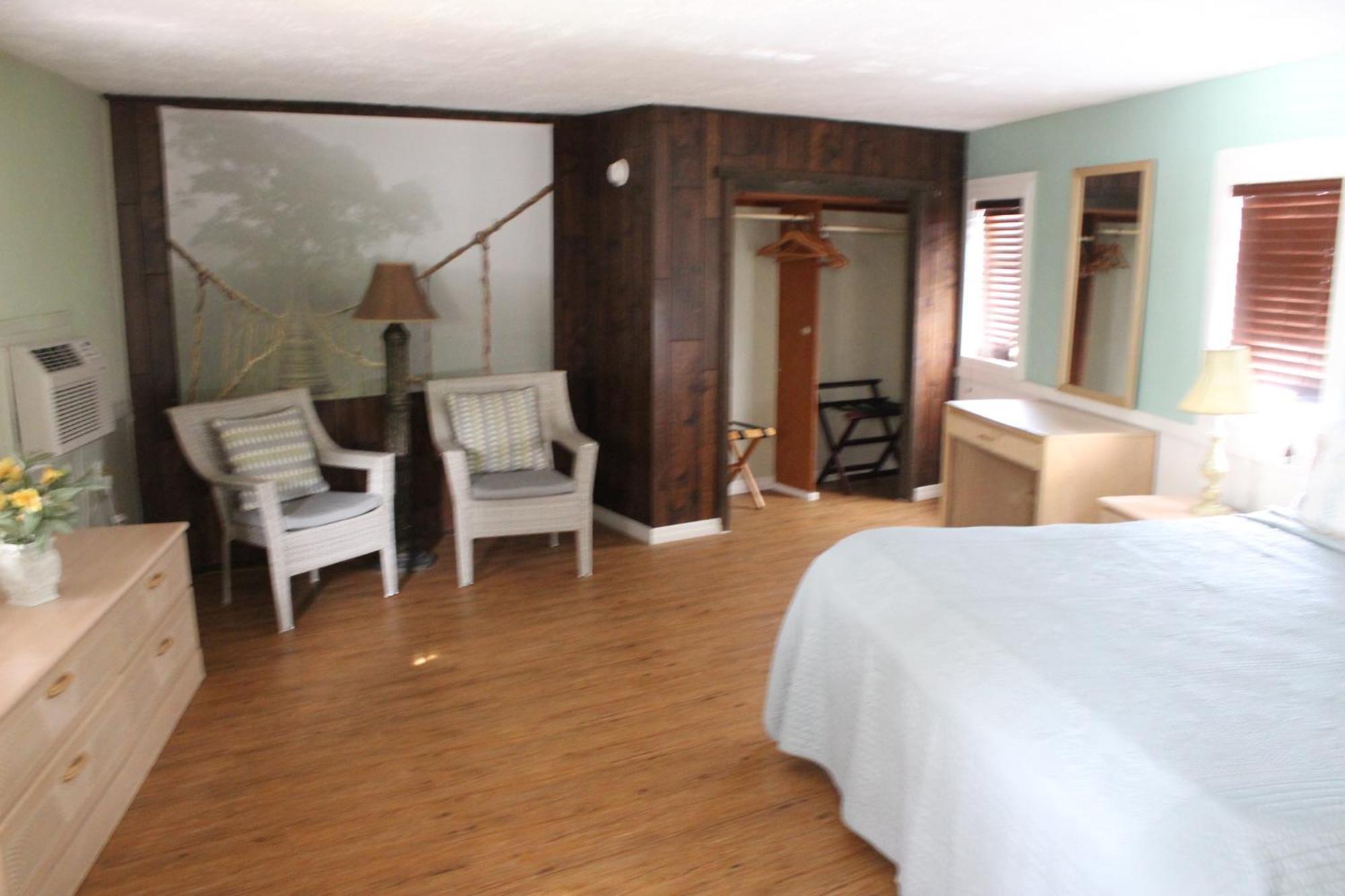 Shoreline Suites & Cabana Cottages - Beachfront Daytona Beach Quarto foto
