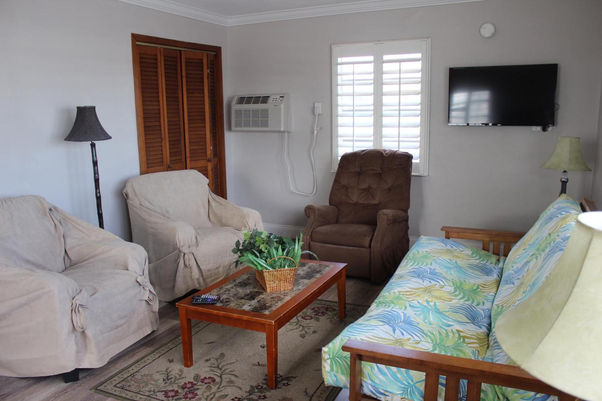 Shoreline Suites & Cabana Cottages - Beachfront Daytona Beach Quarto foto