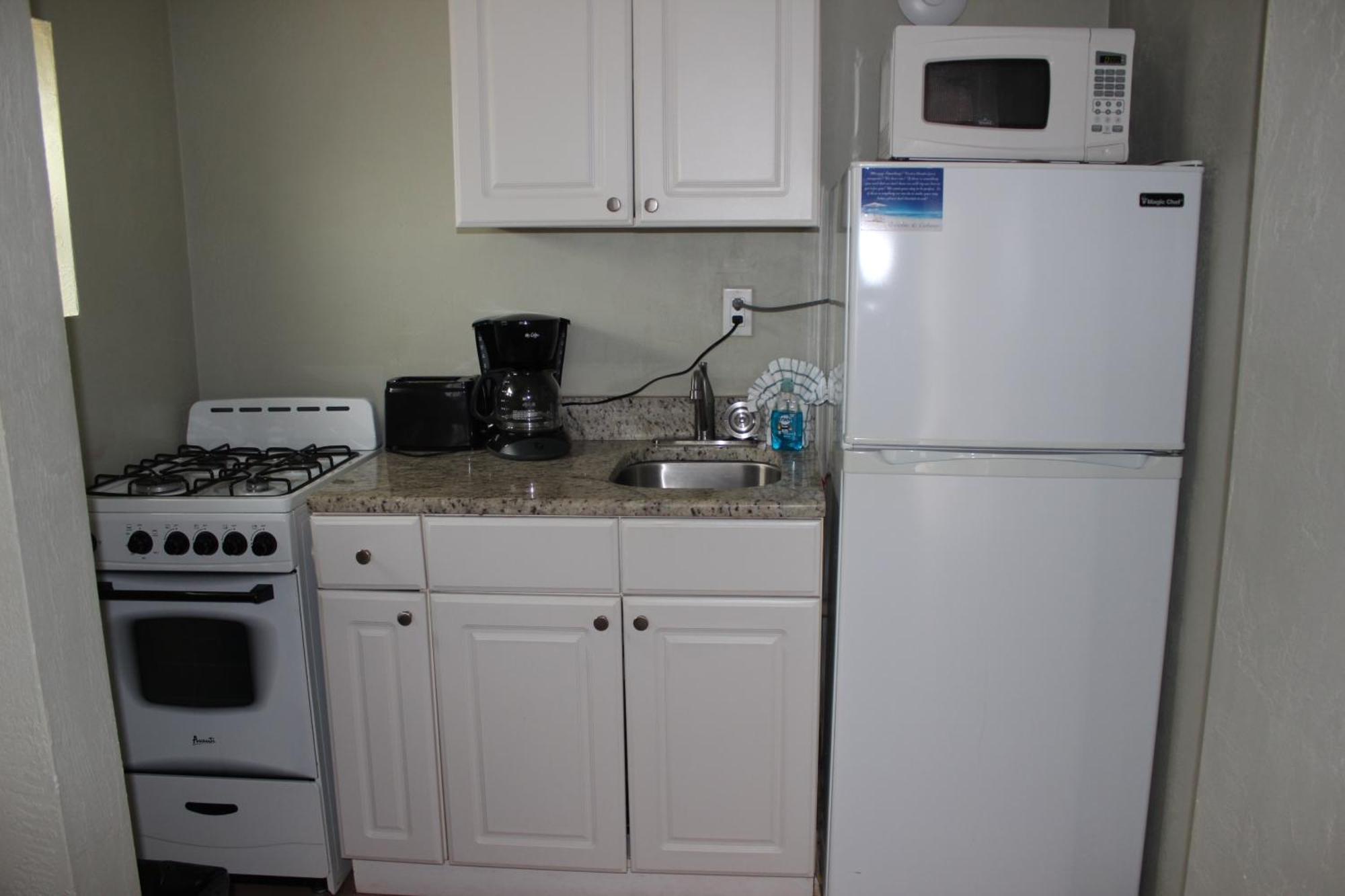 Shoreline Suites & Cabana Cottages - Beachfront Daytona Beach Quarto foto