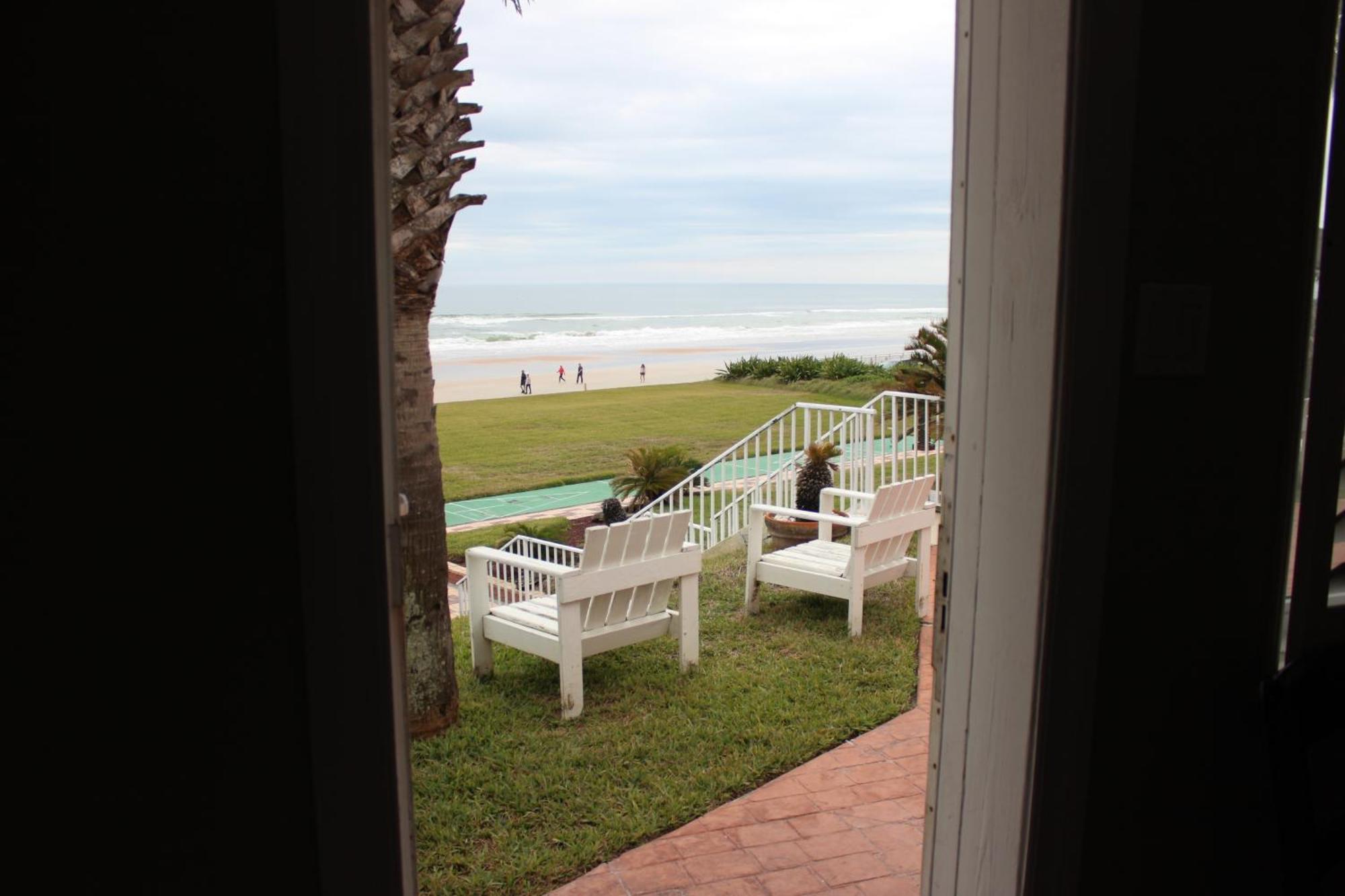 Shoreline Suites & Cabana Cottages - Beachfront Daytona Beach Quarto foto