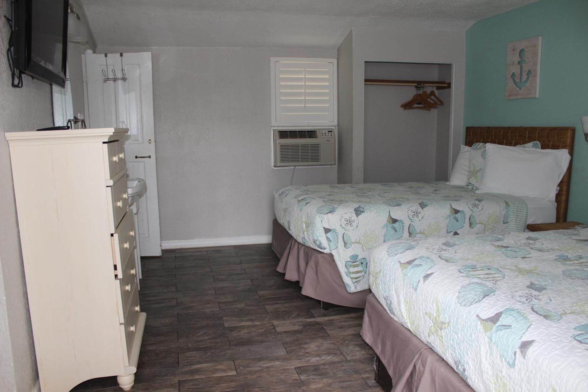Shoreline Suites & Cabana Cottages - Beachfront Daytona Beach Quarto foto