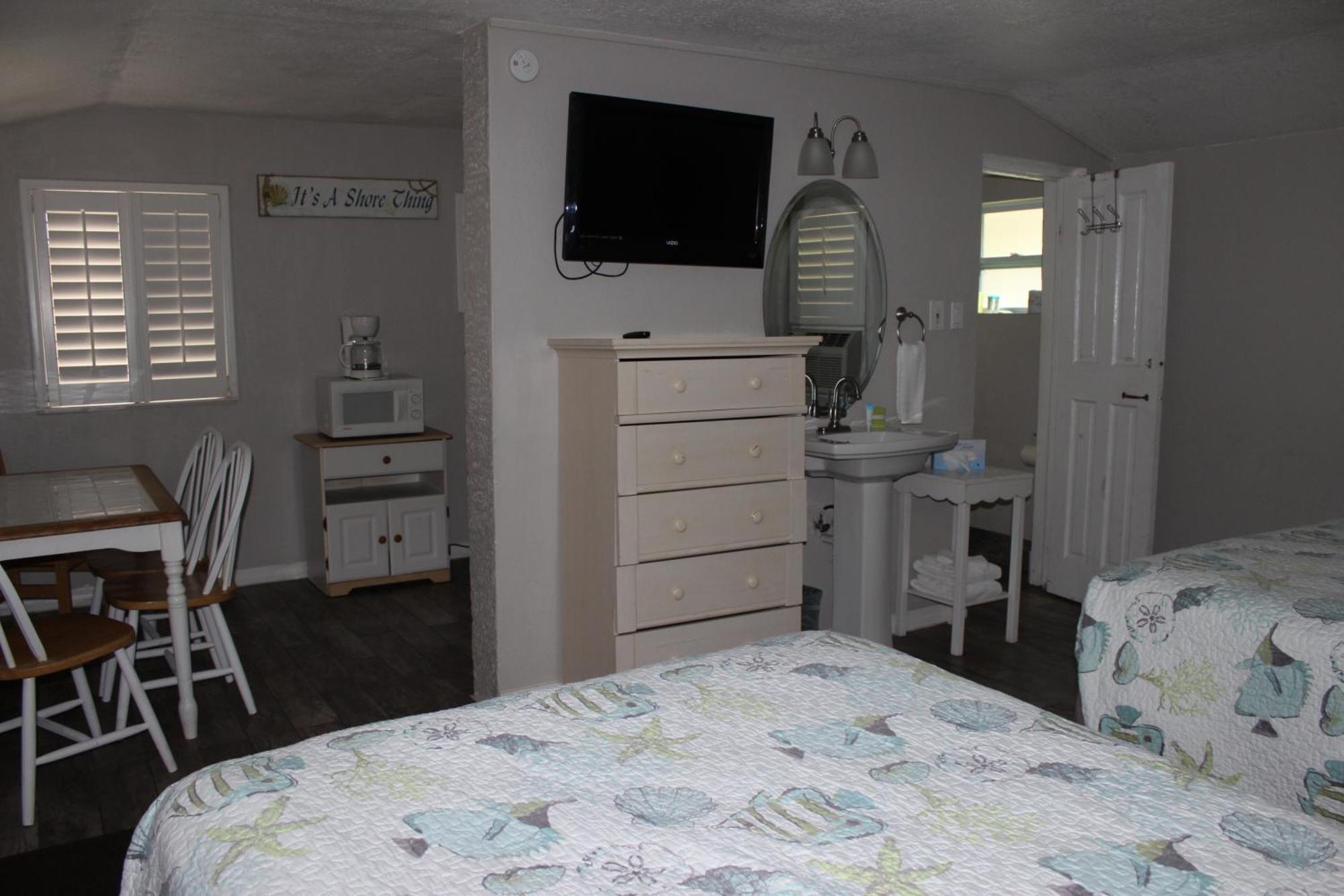 Shoreline Suites & Cabana Cottages - Beachfront Daytona Beach Quarto foto